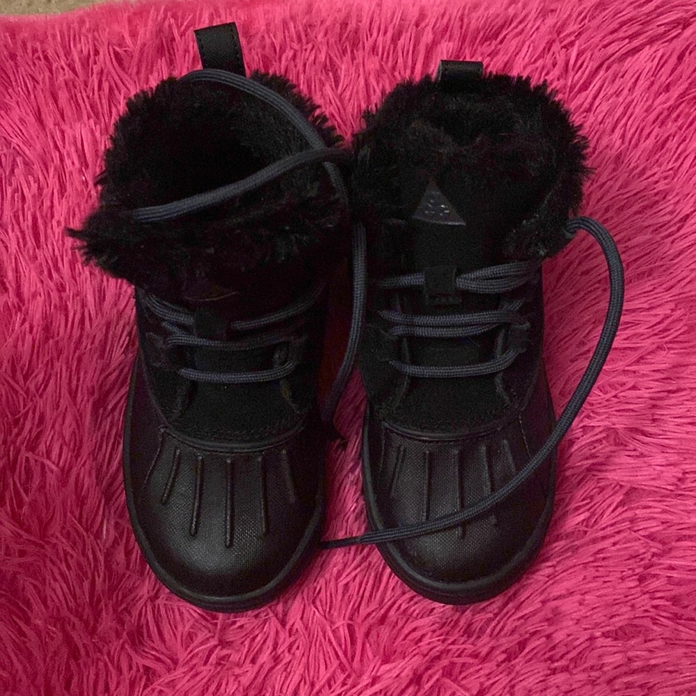 Girls Nike ACG’s
